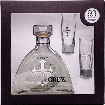 Cruz Silver Tequila Gift Pack with 2 Shot Glasses