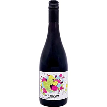 Ant Moore Pinot Noir 2010
