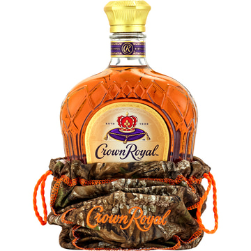 Crown Royal Fine Deluxe Blended Canadian Whiskey with REALTREE Camo Bag